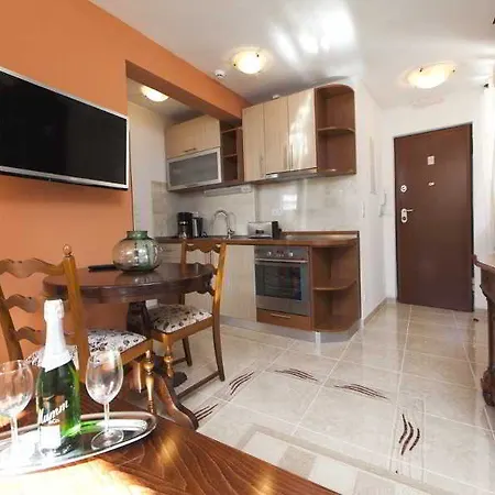Perla Apartment *