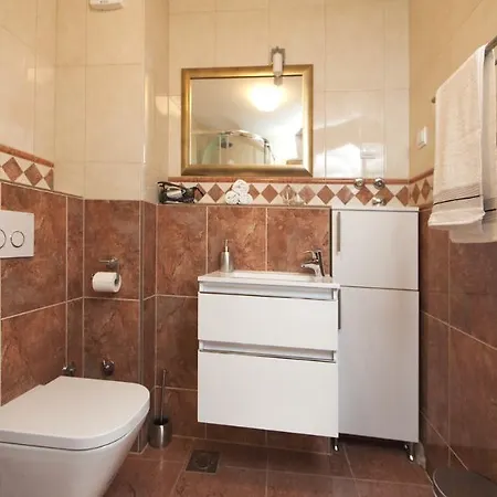 Perla Apartment *